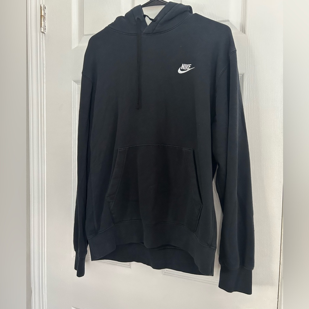 Black nike sweater hoodie size medium
